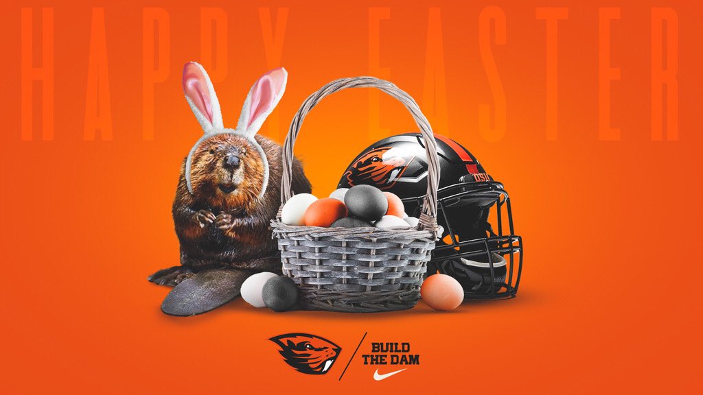 Happy Easter! 🦫 🐰