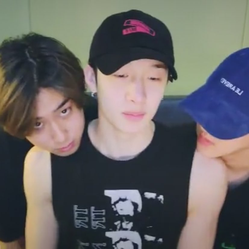 together again <3
#ChansRoomEP100 #3RACHA