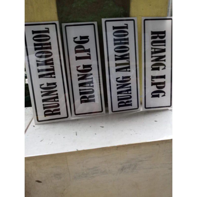 anggrainimoy's tweet photo. Saya menjual papan nama ruang nama ruang... seharga Rp. Dapatkan di Shopee sekarang! https://t.co/MlYfLEayKV #ShopeeID https://t.co/zIOb9KJCP3