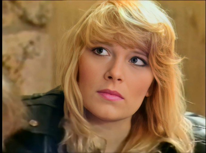 Today is my 35th anniversary of the first movie I did! I was so pretty when I was young. https://t.c