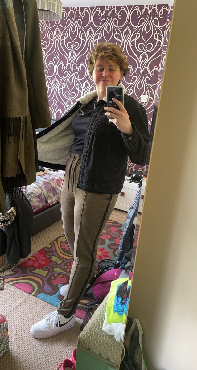 _gettingbored's tweet image. happy easter, lil pretties 🐣🥳