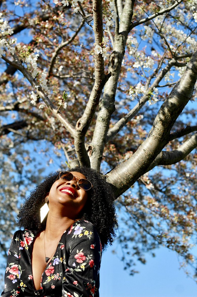 sirleafcreative's tweet photo. It was so much fun shooting my friend and line sister, Samaria in DC yesterday! Check out this thread! #sirleafcreative #thenewstandard https://t.co/rQ8YOqgh48