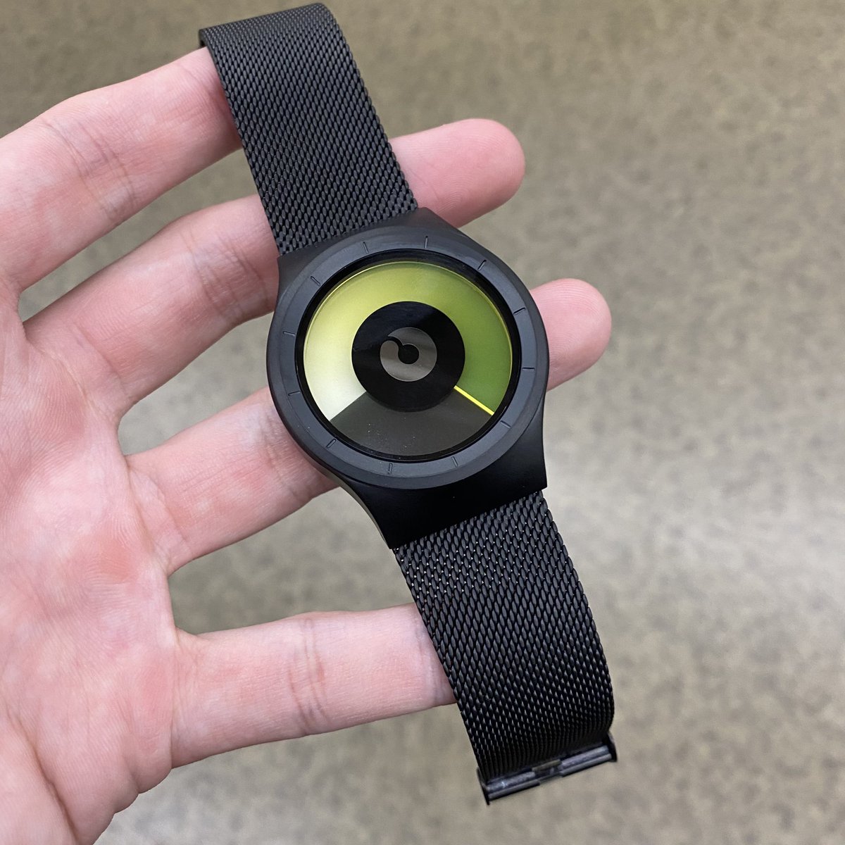 28050for40536's tweet image. ZIIROの時計買った。
めちゃくちゃ愛車のキッシーナの色と親和性高い。いい感じー。
#affinitycycles