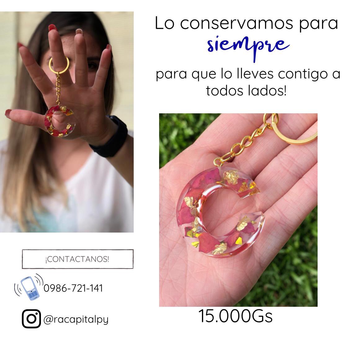 ana17riosS's tweet photo. Holaa!🥰 hago llaveritos con flores y se me ocurrió esta idea para conservar por siempre las flores que te regalan❤️ buscamos o recibimos tus flores para que lo lleves siempre contigo ✨ ¿me ayudan con un rt?🙏🏻🙏🏻 https://t.co/DbviZoQyo1