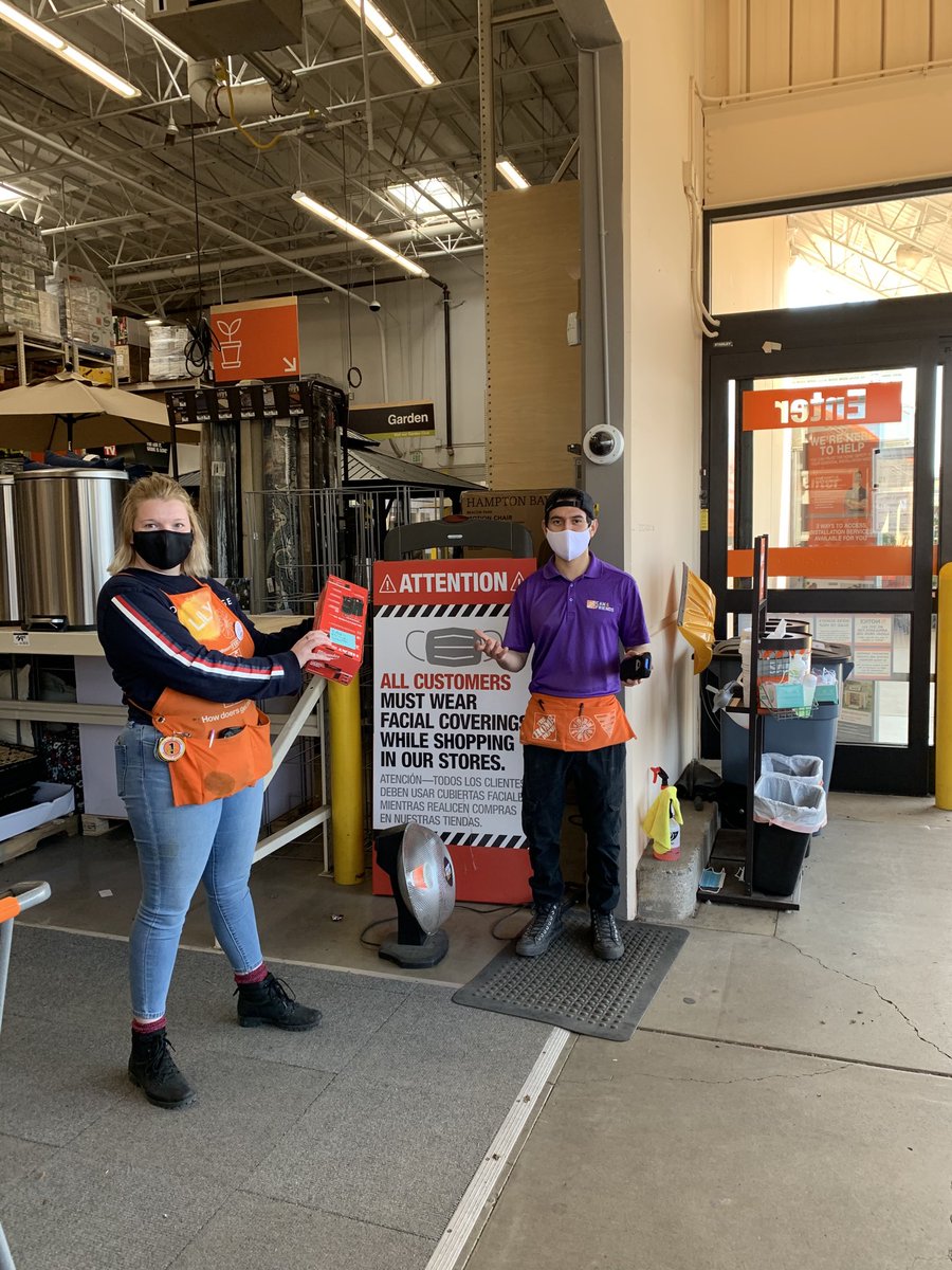DantheFES's tweet photo. And the winners are in!! Jeannie won the jacket for the most credit last month &amp; the gloves in the drawing! Jesus won the second set of gloves &amp; Kierstan won the Dewalt saw! Thank you to everyone for helping with credit &amp; surveys last month!! ⁦@JustKymbah⁩ ⁦@HD4003SM⁩ https://t.co/7zTidjM3U1