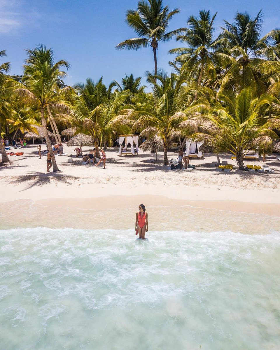 Hay pocas cosas por las que merece la pena levantarse un domingo. Foto: @robertmichaelpoole

#GoDominicanRepublic #DominicanRepublic #RepublicaDominicana #RDmegusta #GoDomRep #viajesinolvidables #RDteEspera #playa #rdlotienetodo #vacaciones #naturaleza #LaRomana