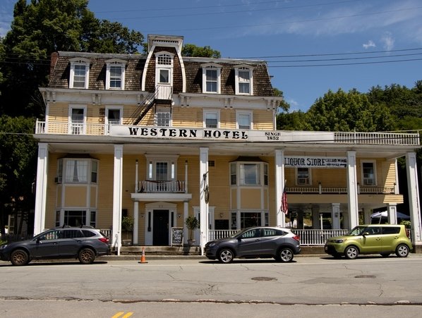 TravelGumbo's tweet photo. #Callicoon, #NewYork #StillOldTimey #ttot

TravelGumbo archives
By Travelers, For Travelers

https://t.co/DL6T7bwesp https://t.co/EANReiFXqf