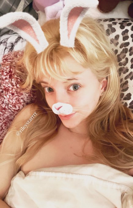 Happy Easter 🐣🐇💘🧚🏼&zwj;♀️ https://t.co/pmoQfAJSbq