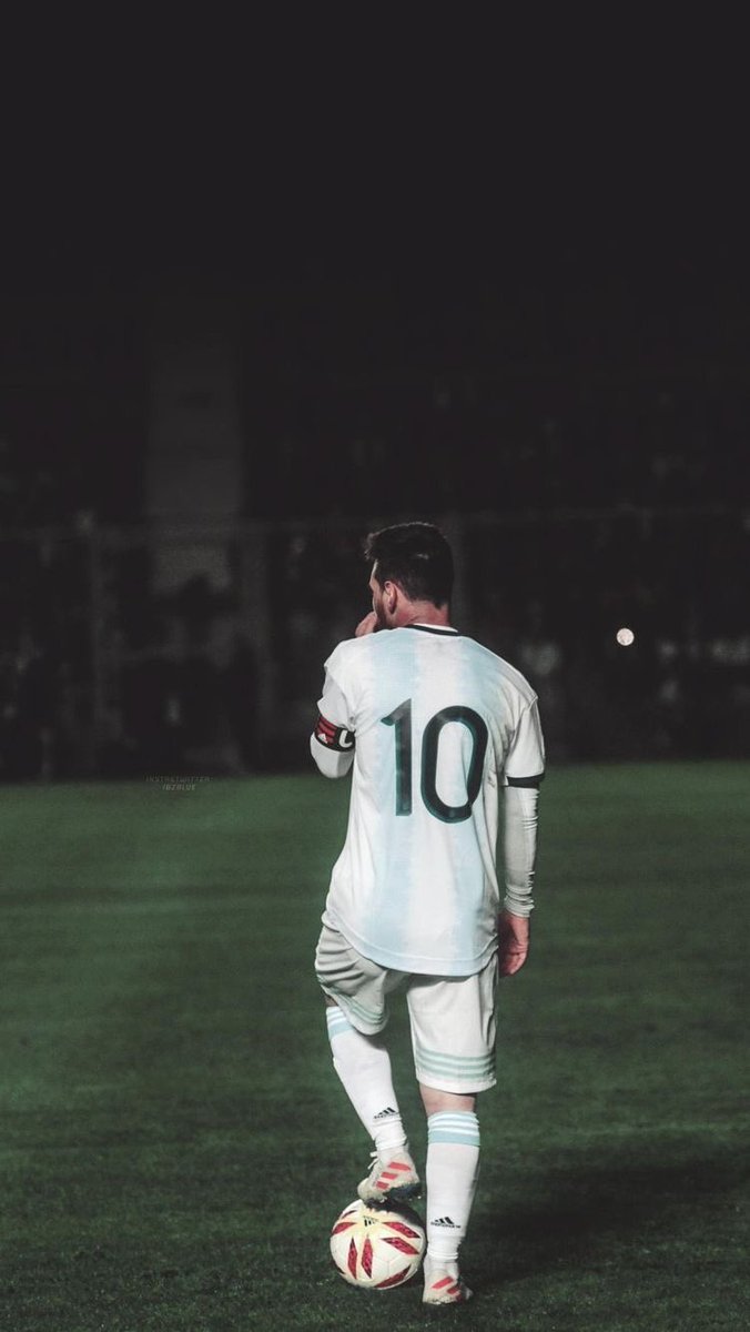 ZedZ68's tweet photo. MESSI : https://t.co/92XVdabRu7