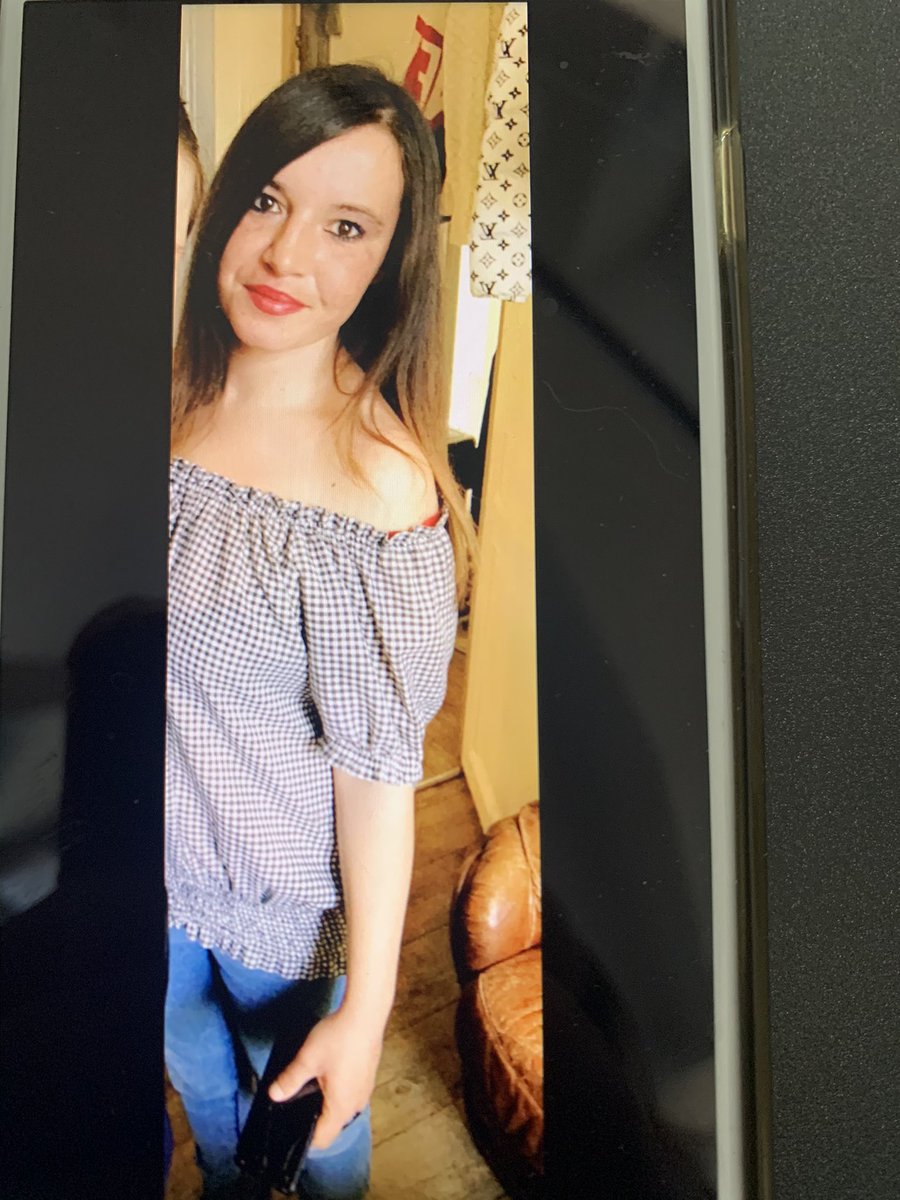 evapastek's tweet photo. Vu que Twitter fait des miracles..
Disparition inquiétante de ma soeur
Depuis le Jeudi 01-04-21.
Julie Malgras, 26 ans, 65kg, yeux marron
Rumeurs de décès, secteur nancy 
Me contacter en MP !
Merci de partager un maximum. https://t.co/mI23ZFWENc