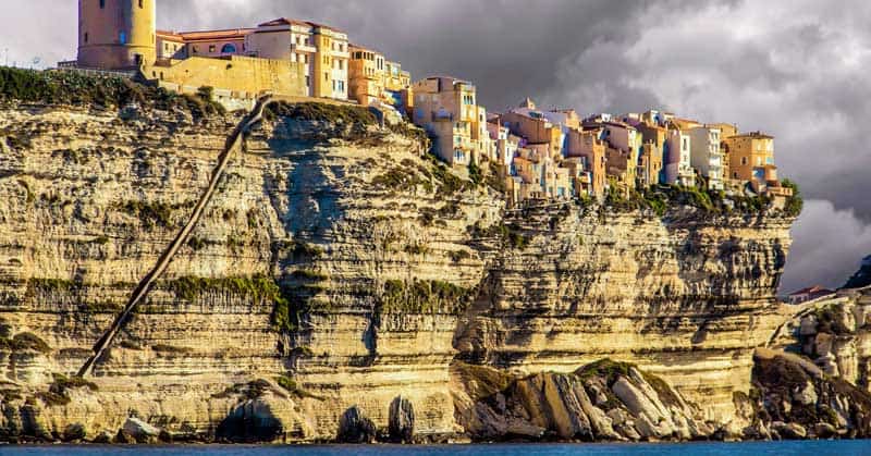 5 Best Islands to Visit in the Mediterranean Sea #travel trbr.io/GaJOvHB via <a href="/guide2travel/">guide2museums</a>