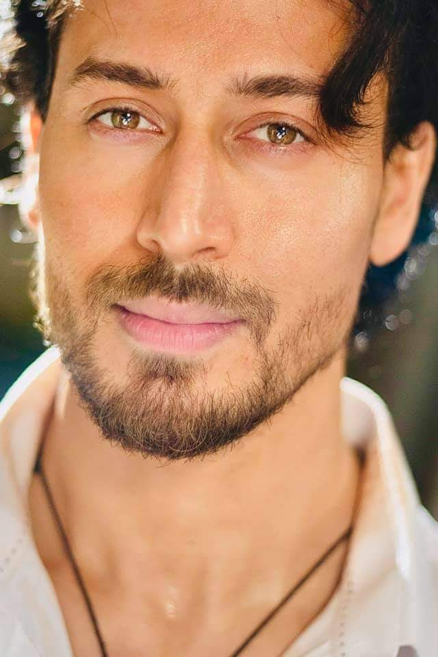 TigerianShoaib's tweet photo. @AyeshaShroff  ap Na retweet q nhi kia mam I request you plzzz https://t.co/WbatGmBUz0