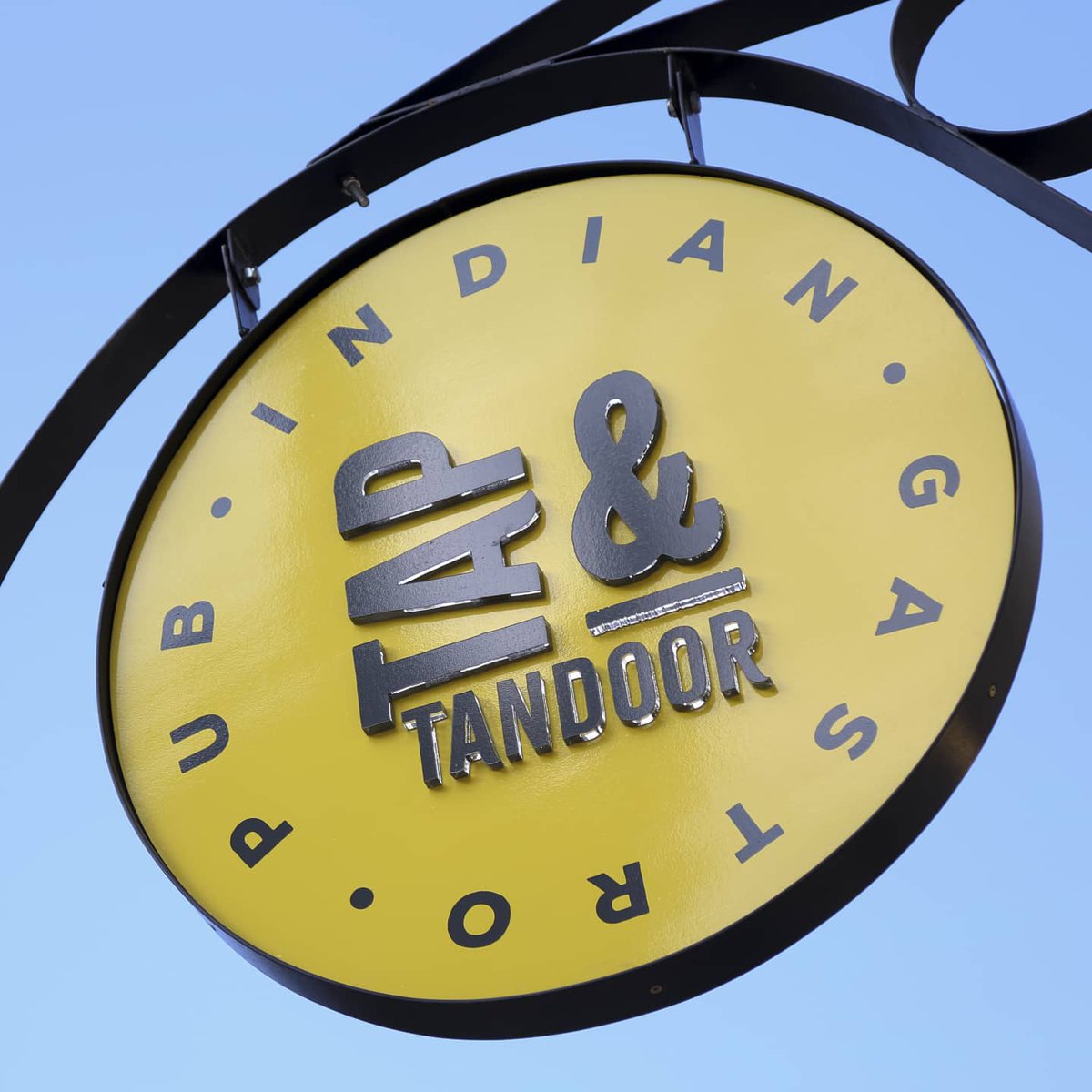 Happy Easter 🐣 We've got some cracking news to share with you today...

Our beer gardens in #Solihull and #Peterborough will be opening on Thursday 15th April 🤗🍺🎉

Enjoy alfresco dining and drinking until we reopen indoors on 17th May

Booking link goes live at 12pm tomorrow