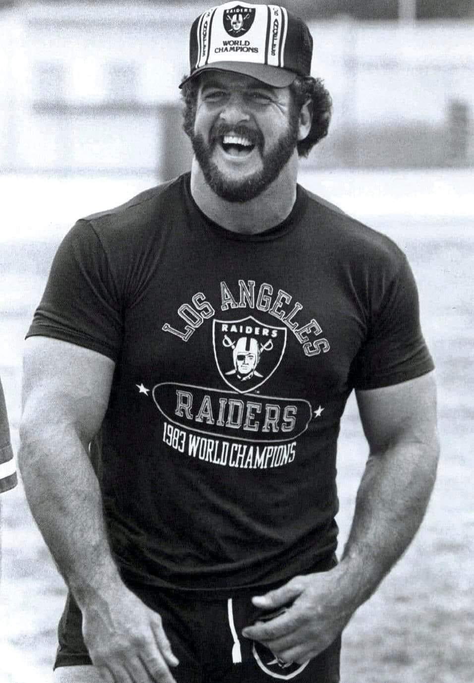 Happy birthday Lyle Alzado!!!    