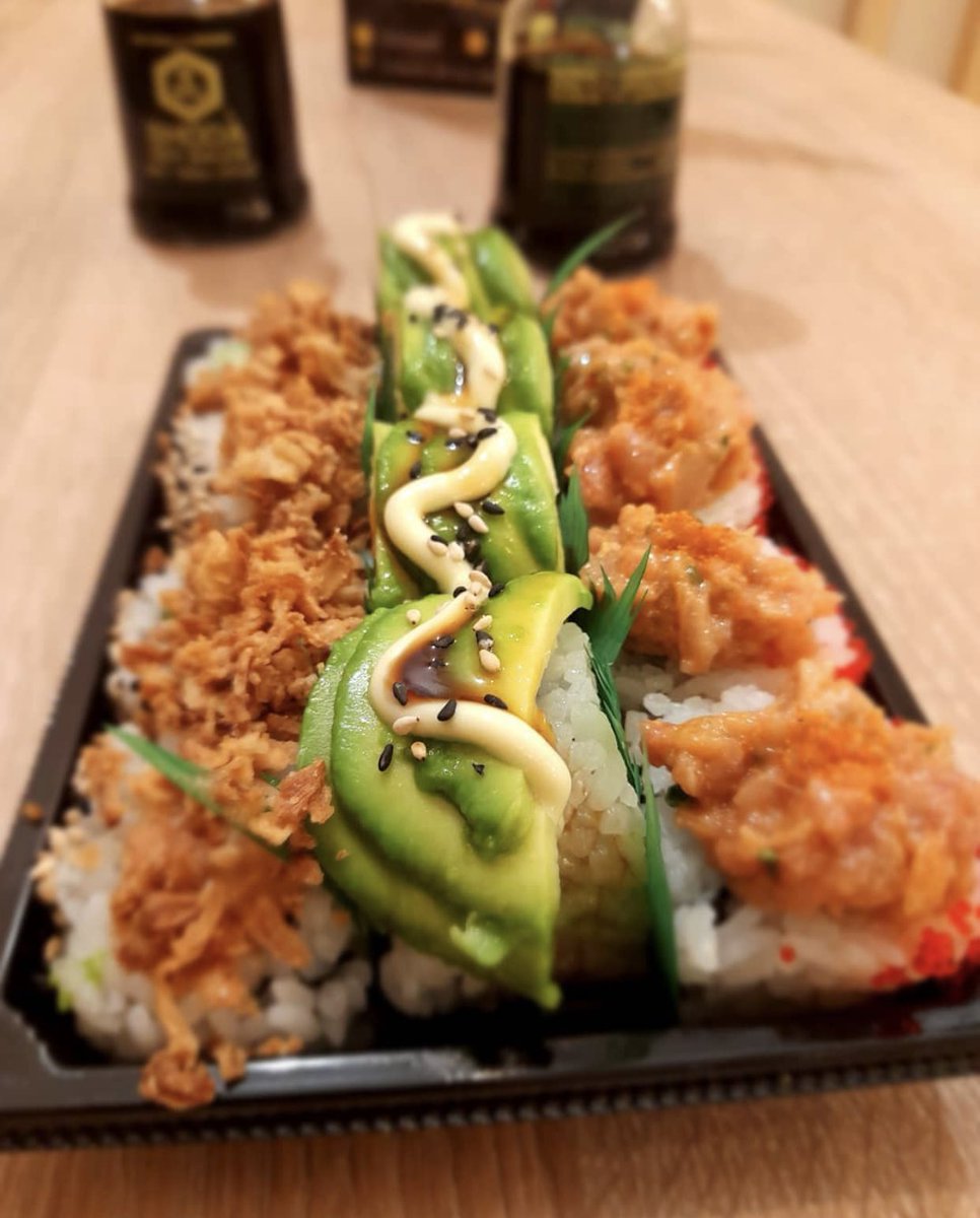 Wilbby_ES's tweet photo. Disfruta del mejor #sushi🍣 en #Burgos @amasushibar y te lo llevamos a casa en minutos.
#shushi #sushilovers #japones #oriental #wilbby #conwilbbylotienestodo #comidaadomicilio #sushiadomicilio https://t.co/0cUMUBP8pi