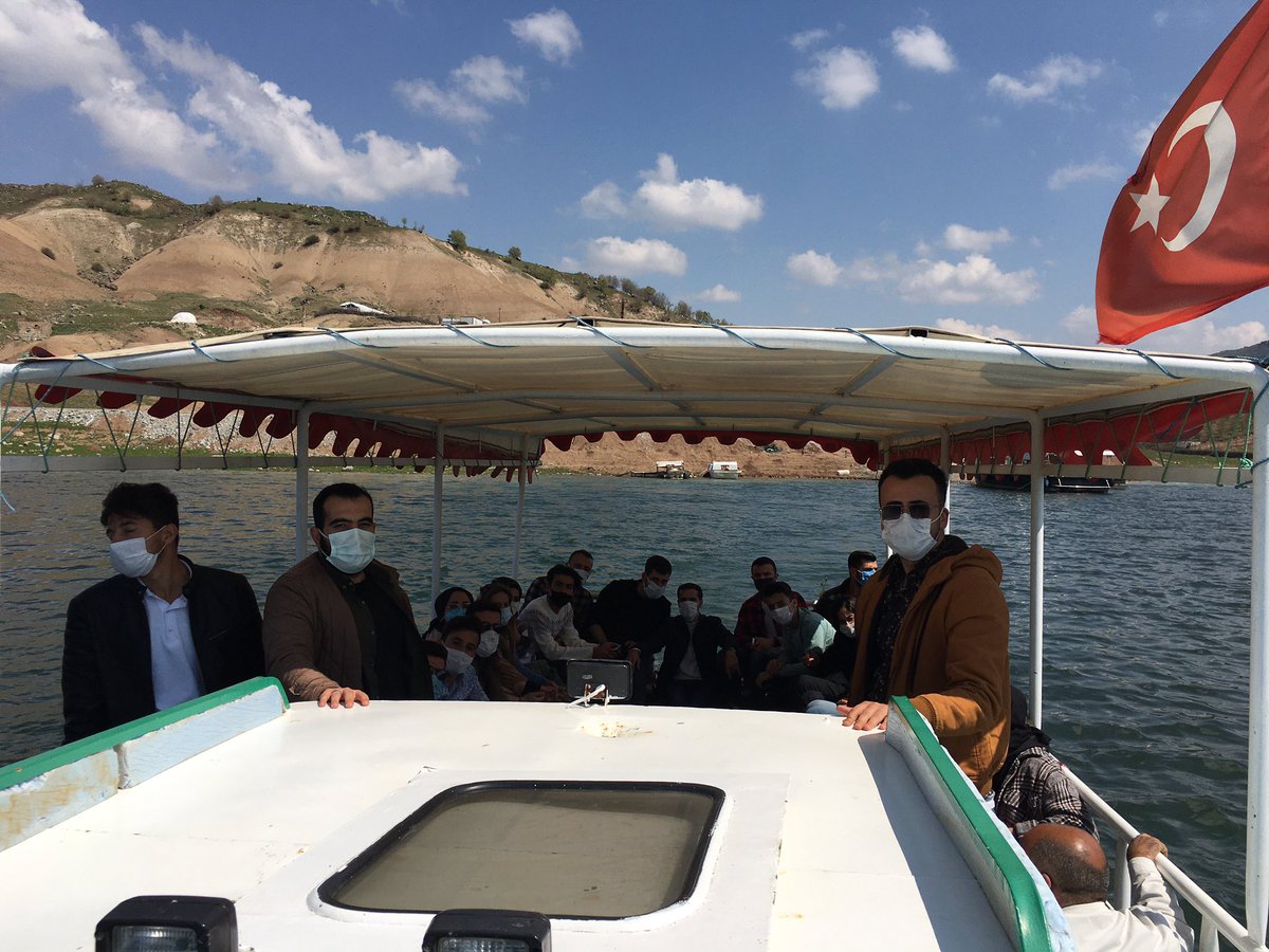 uniaksurfa's tweet photo. Her şey Söz Verdiğimiz Gibi 😊

Emek ve özveriyle her çalışmanın altına başarıyla imzasını atan Üniak teşkilatımızla Siverek Takoran Vadisine piknik eşliğinde yaptığımız gezimiz. 🏞 📸

@emrekaracizmeli @Zeynel_hundur https://t.co/RQU1zFbFM8