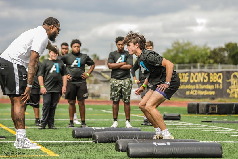 chaselohman's tweet photo. Had a great time this weekend at the @A1Fit1 camp. Got to work with some of the greatest out there. The grind doesn’t stop!💯@chowan6464 @321Workout @Dwight_XOS @jawaan_taylor74 https://t.co/ivVEXT3FjT