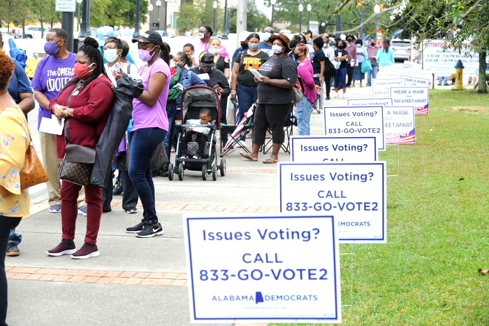 EarlOfEnough's tweet photo. ✊🏼"Thou shall not deprive thee of water while they exercise thine right to vote ..."

 #ManlyCommandments https://t.co/PHJfwsyuSb