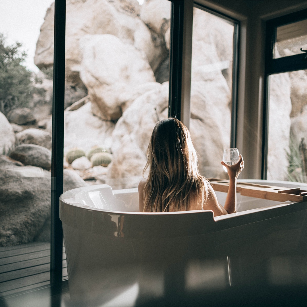 Enjoying a little bit of self-care this long weekend 🛁⁠

Happy Easter from the team at Face the Future!

📸 freepik