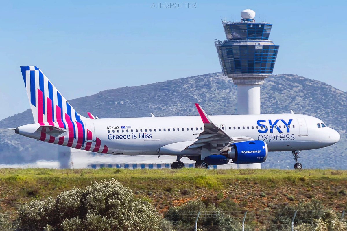 athspotter's tweet photo. Spotting χτες ύστερα από 174 μέρες λόγω των περιοριστικών μέτρων. Διαδημοτική #μετακίνηση_6 🤗📸✈️
-
@ATH_airport @Airbus @AirbusPRESS
#SXNIG #JETREADY #GREECEISBLISS #A320neo #skyexpressgreece #skyexpress #a320 #airbus #GQ #ath #lgav #avgeek #ATC #elvenizelos #athensairport https://t.co/iCLI3krPQn