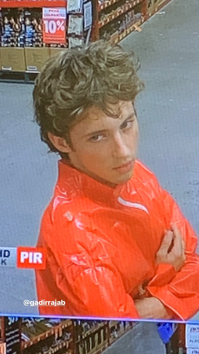 troyesivan's tweet image. you