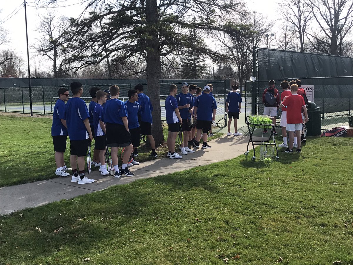 DefiBT's tweet image. DHS won their 1st match vs Wauseon 5-0 on 3/30/21. Go Dogs!