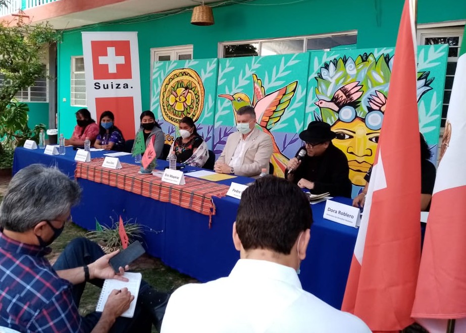 CdhFrayba's tweet image. @CdhFrayba 
@CH_Mexico 
#DefensorAsDelTerritorio
Retos y aportaciones de las mujeres defensoras de derechos humanos.