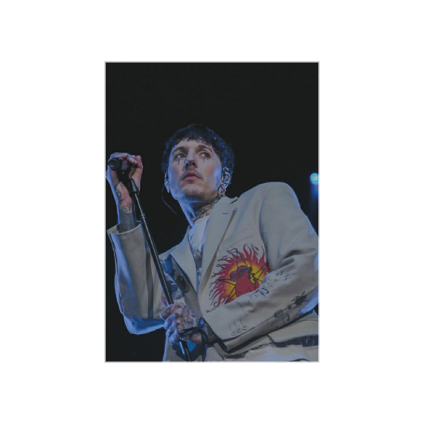 LiverSykes's tweet photo. ㅤ
ㅤㅤ
ㅤㅤㅤ╱╱ ꒰ 𝐎𝐋𝐈𝐕𝐄𝐑 𝐒𝐘𝐊𝐄𝐒.

ㅤㅤㅤㅤㅤㅤㅤㅤ· · · · ·
ㅤㅤsɪɴɢᴇʀ. ᴄᴏᴍᴘᴏsᴇʀ. ᴅᴇsɪɢɴᴇʀ.
 ㅤ   ʙʀɪɴɢ     ᴍᴇ    ᴛʜᴇ    ʜᴏʀɪᴢᴏɴ's 
ㅤㅤғʀᴏɴᴛᴍᴀɴ. ʀᴀɪsᴇᴅ ʙʏ ᴡᴏʟᴠᴇs.
ㅤㅤʀᴜɴɴɪɴɢ        ᴄ̶ᴜ̶ʟ̶ᴛ̶        ʟᴇᴀᴅᴇʀ

ㅤㅤㅤㅤㅤㅤㅤㅤ  ໒৩
ㅤ https://t.co/aHWJEjRtlq