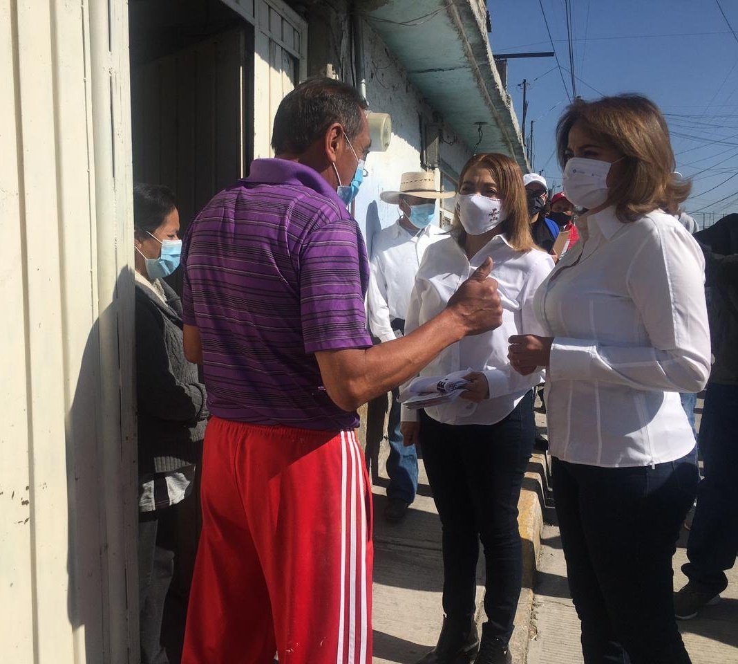 AnaLiliaHerrera's tweet photo. Mi reto es que los intereses de la gente de #SanMateoAtenco estén representados en el Poder Legislativo para que las leyes y presupuestos los beneficien. 

¡Porque #AquíNadieSeRinde! https://t.co/QF4GP9YeIu