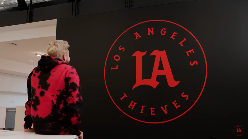 DexertoEsports's tweet photo. The massive struggles continue for #LAThieves ever since their 4-0 start:

• 2-7 record
• 4 losses in a row
• 3 losses via sweep
• Fell to #LAG twice

How should the team try to address their issues? #CDL2021 https://t.co/lyLEQL4jns