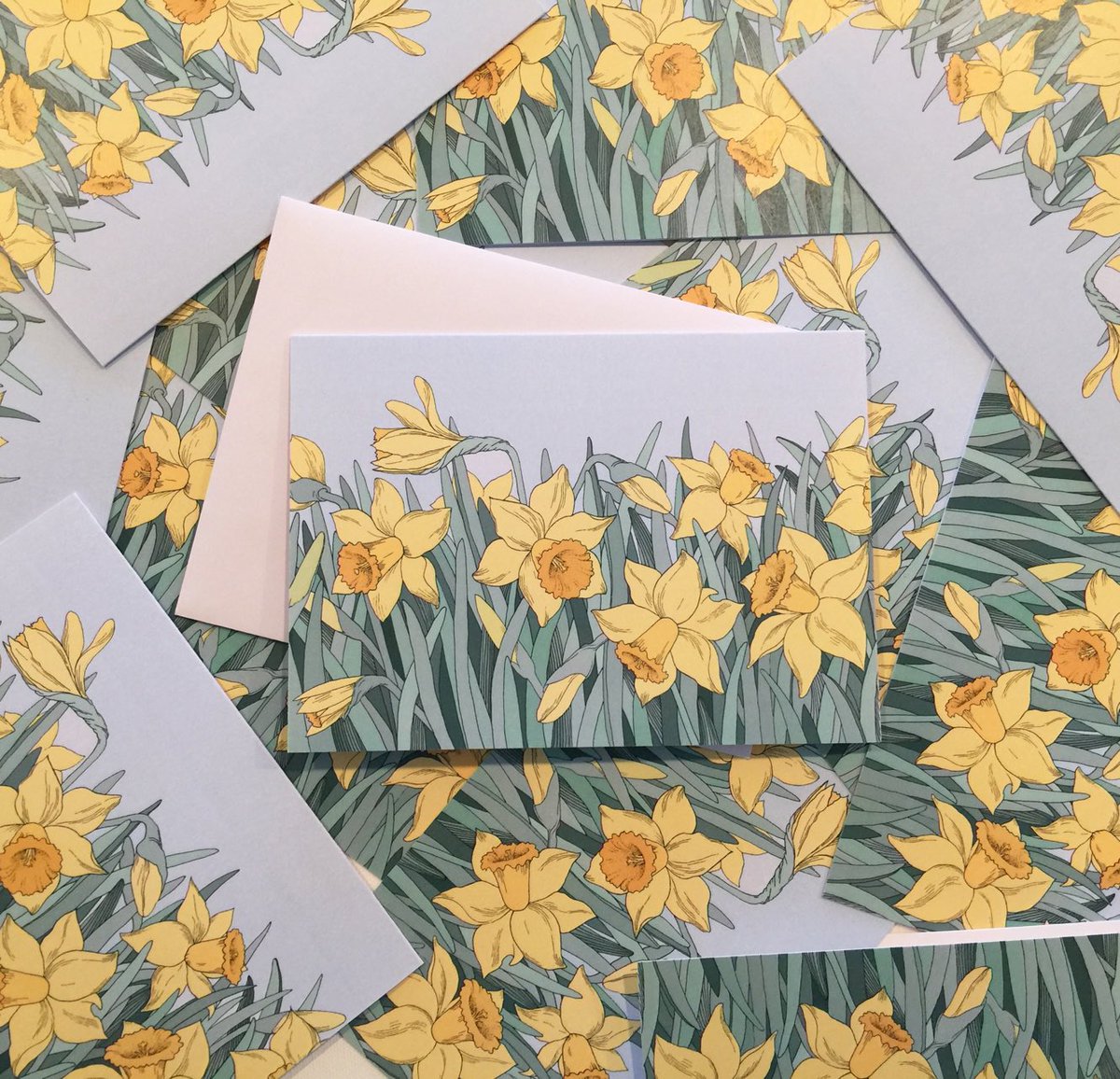 TomilkinaDesign's tweet image. New Sets of Greeting cards with bonus now available at my Etsy store! etsy.com/shop/tomilkina… #daffodilsflowers #daffodilsflowersdesign #design#carddesign #springpattern #springflowers # easterflowers #eastercards #coloringcards #handmadecards #artcards #art