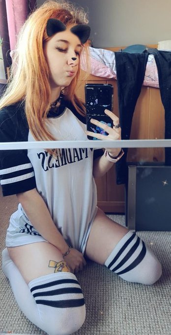 Feeling cute today 😸😸 #little #ddlg #ddlglittle https://t.co/ddZb03Asom<a href="/tag/little"class="tags">#little</a><a href="/tag/ddlg"class="tags">#ddlg</a><a href="/tag/ddlglittle"class="tags">#ddlglittle</a>