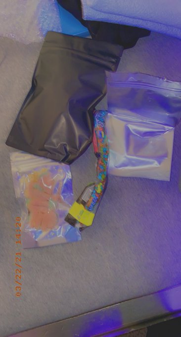 @Cali_Ediblez @CaliEdiblez  I&rsquo;m soo late posting but pack came the 22 of last month I been high every<a class="tags" target="_blank" title="On Twitter" href="/?out=eyJ0eXAiOiJKV1QiLCJhbGciOiJIUzUxMiJ9.eyJpYXQiOjE3MjYyODI3MjQsImlzcyI6InR3cG9ybnN0YXJzLmNvbSIsIm5iZiI6MTcyNjI4MjcyNCwiZXhwIjoxNzU3ODE4NzI0LCJyZWRpcmVjdF91cmwiOiJodHRwczovL3R3aXR0ZXIuY29tL0NhbGlfRWRpYmxleiJ9.a3PyH5VbLAGTfESHbBvWkEw-JRA2yhpnOh1s3M0Fv1IVT27tHhZk7mlv-xWUyTFxomwemzWWkYChm946yZZsrQ">@Cali_Ediblez</a><a class="tags" target="_blank" title="On Twitter" href="/?out=eyJ0eXAiOiJKV1QiLCJhbGciOiJIUzUxMiJ9.eyJpYXQiOjE3MjYyODI3MjQsImlzcyI6InR3cG9ybnN0YXJzLmNvbSIsIm5iZiI6MTcyNjI4MjcyNCwiZXhwIjoxNzU3ODE4NzI0LCJyZWRpcmVjdF91cmwiOiJodHRwczovL3R3aXR0ZXIuY29tL0NhbGlFZGlibGV6In0.FmoP01K9NqmtTrIU9GXr9hZ1FGb3EzdNXIKl3YZw6EDsaSzVq3qmt0RuLjACvisUZJsh7OQkEzBA7LR-qU43Qw">@CaliEdiblez</a>