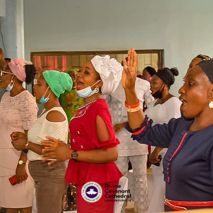 rccglp72's tweet photo. What an awesome moment in the presence of the Lord today
God was glorified
#ThanksgivingService
#OlorunAgbaye
#RCCGDCC
#rccglp72 https://t.co/6sjc8rB6e4