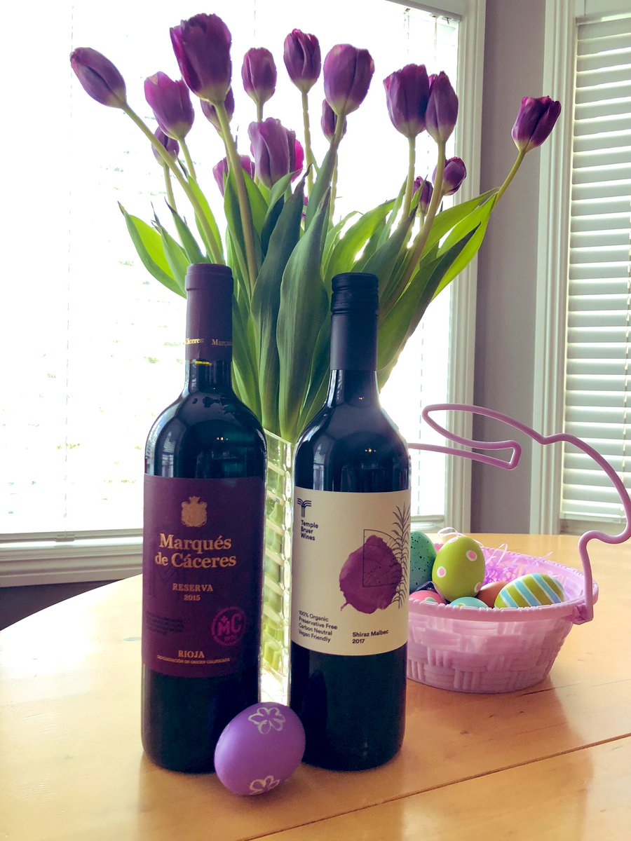 mywineplaylist's tweet photo. Top picks on My <Easter> Wine Playlist🍷from Spain to Australia: @Marques_Caceres Reserve 2015 Rioja Tempranillo🍷 🇪🇸 AND Temple Bruer Wines 2017 Shiraz Malbec🍷 🇦🇺 #mywineplaylistapproved #spanishwine #australianwine #winelovers #HappyEaster https://t.co/dLdaq4Ke46