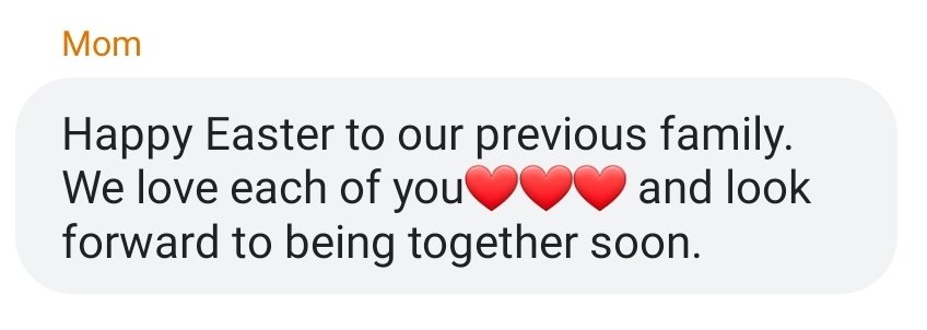 jrtoastyman's tweet image. Bad news, everyone. My mom has disowned me 😬 #AutocorrectFail