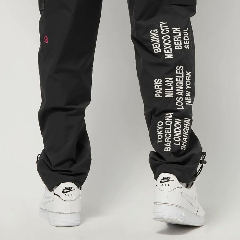 pantalon cargo nike world tour