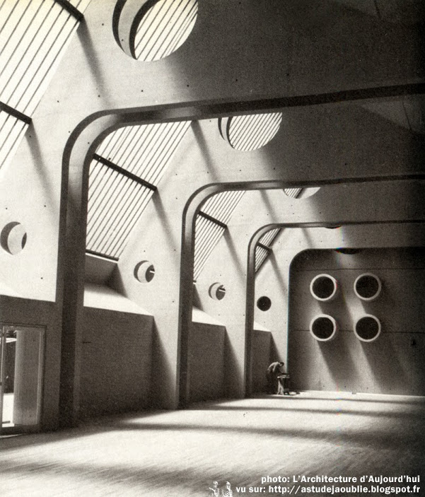 ManuelRevilla57's tweet photo. Estación de bomberos Masséna
Paris, 1971
Jean Willerval #architect

#BrutalMonday #Arquitectura 

https://t.co/wrpm7UR5ND https://t.co/YaYPmS7tOS