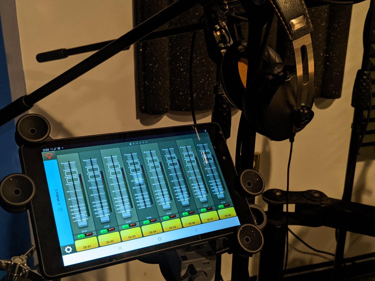 HypernovaBalt's tweet image. We now have wireless tablet controlled monitor mixing in each live room - no more arguing with the sound engineer to get the perfect monitor mix in your headphones!

#Music #BaltimoreMD #Baltimore #Maryland #RecordingStudio #Studio