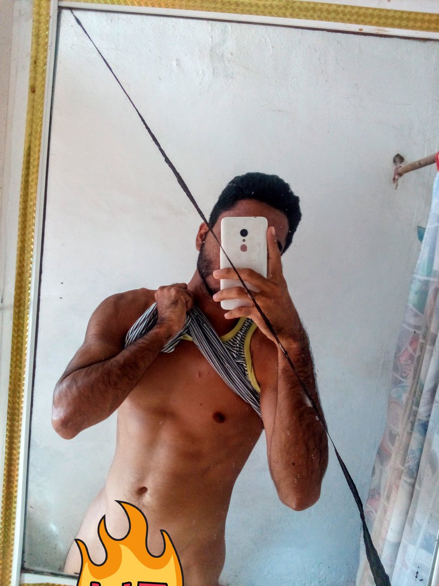 RamonMoreno0's tweet photo. Follow me on my Onlyfans! 
https://t.co/0bNzRrjAuQ 
Good content is uploaded every weekend and during the week ... come on, don't think twice, you'll enjoy it #findom #followme #instagood #subscribe #footfetishnation #photography #fetish #selfie #fitness #tiktok #instagay https://t.co/bUSlNZEVaP