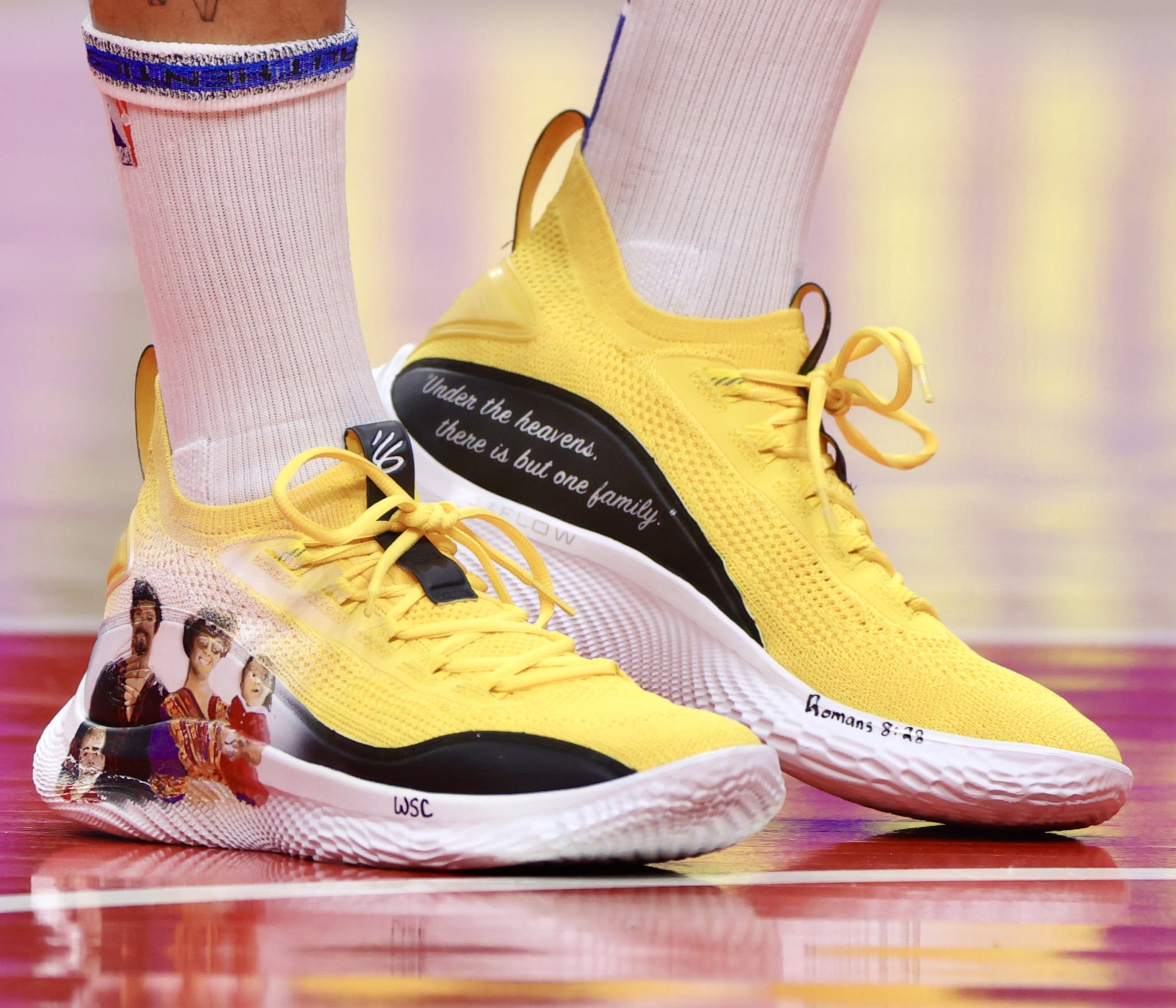 Steph curry shop sneakers 218