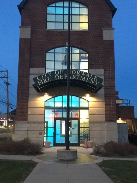 Norwalk CT Fire tweet media