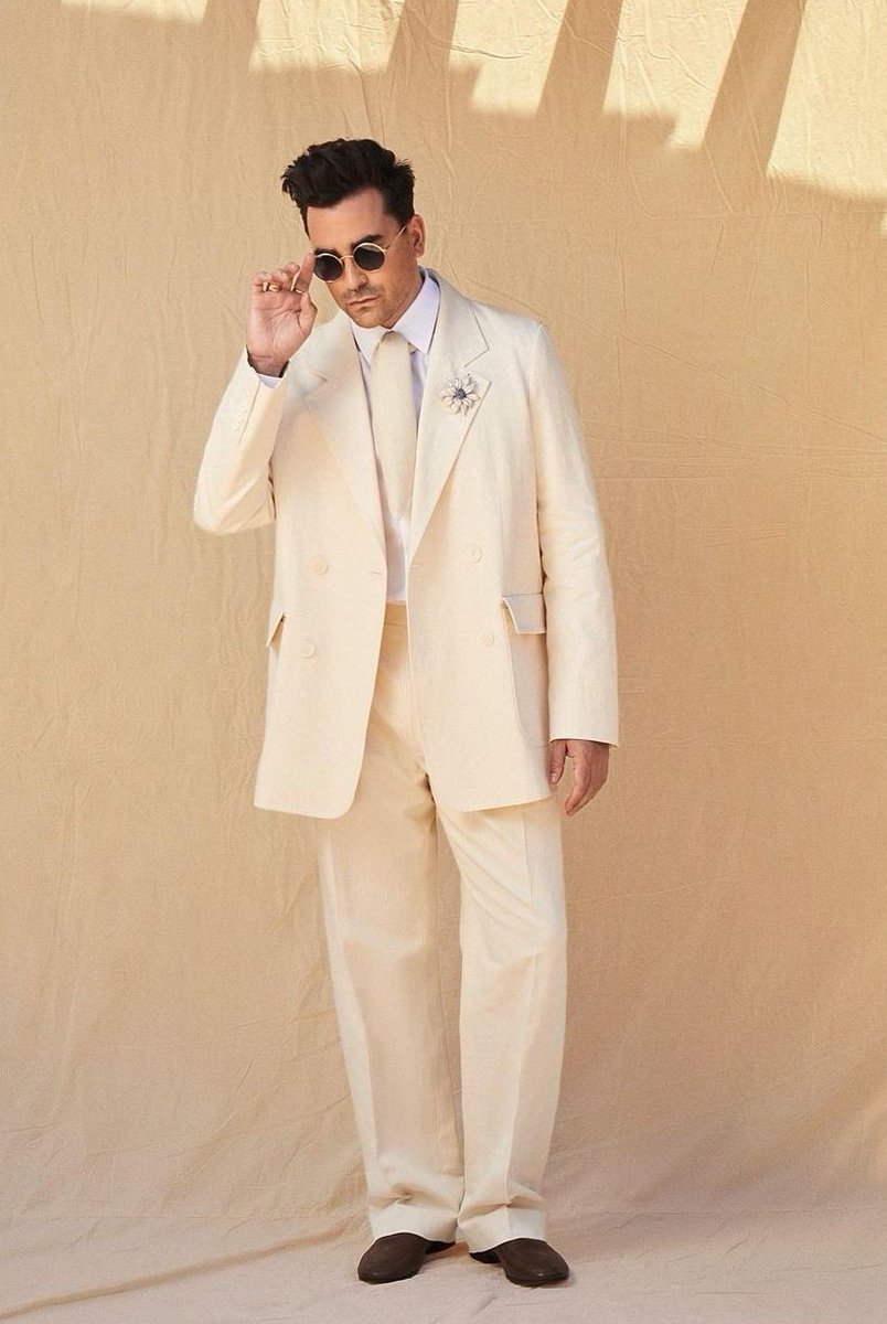 bestofDLevy's tweet photo. Dan Levy for the SAG awards (2021) https://t.co/aDVz4say6W