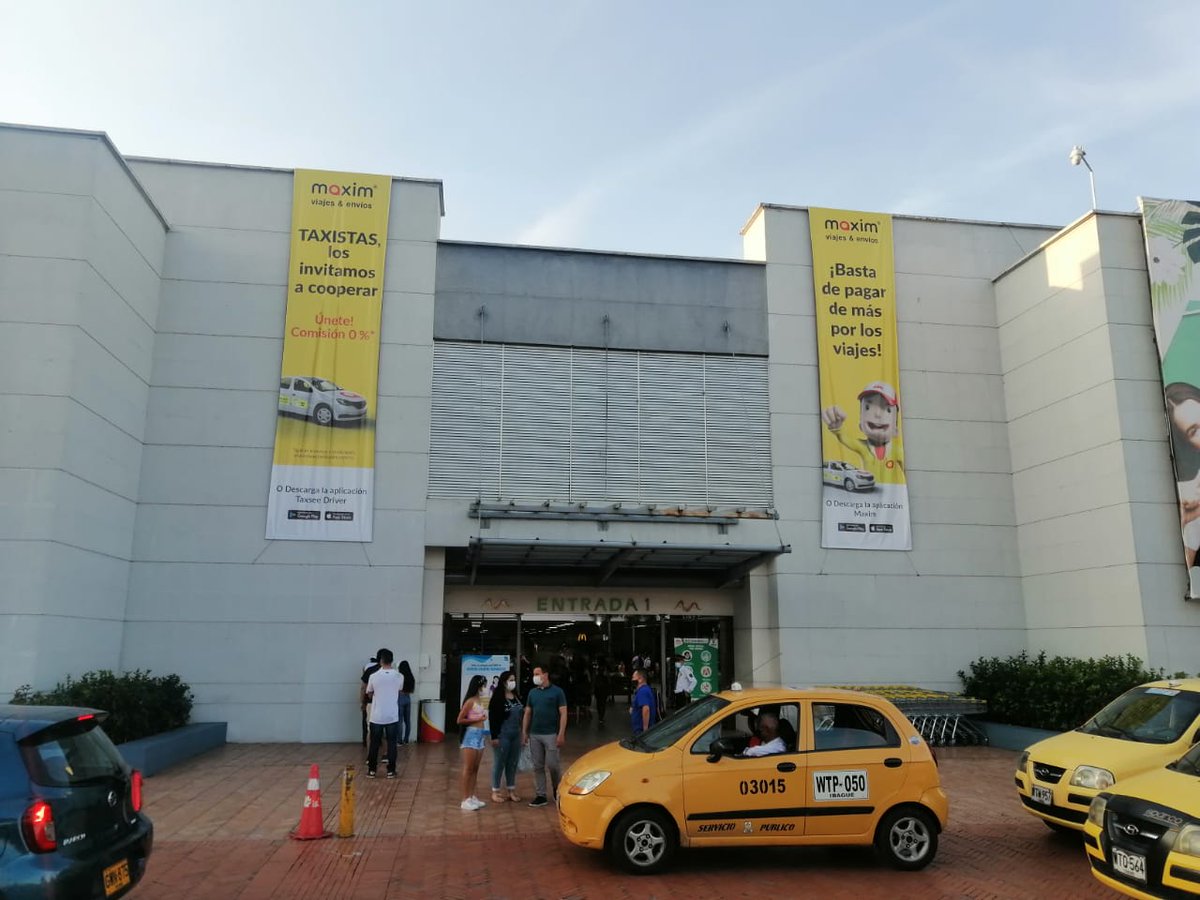 Amigo taxista:
<a href="/MulticentroCC/">Multicentro CC</a> apoya el transporte ILEGAL y a la plataforma MAXIM...
A todo visitante o turista que le pregunté: es mejor aconsejarle visitar La estación o Acqua.