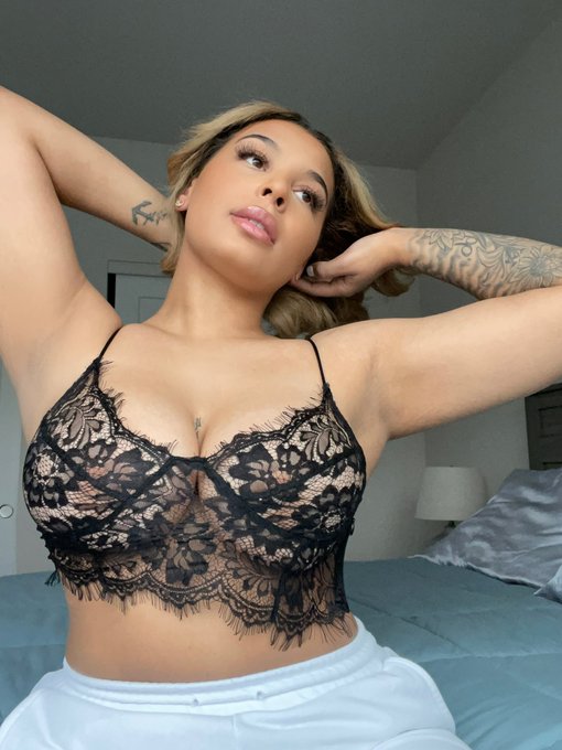 Me x4 https://t.co/CuokMQAY3r