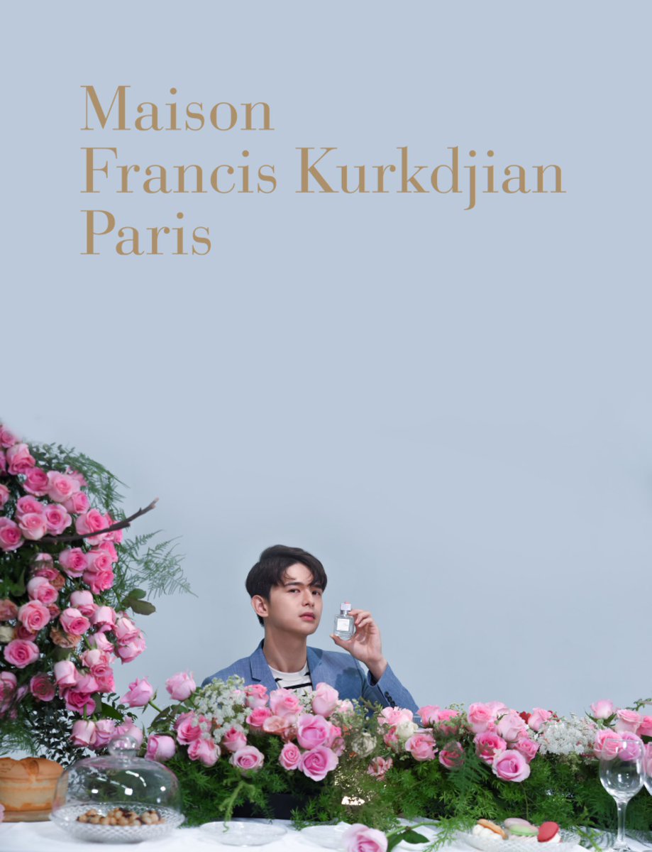yykblog's tweet photo. 拍攝這香水讓我足足香了兩天🤪

#mfk #maisonfranciskurkdjian #超美 #superbeauty https://t.co/5zOD4vDex2