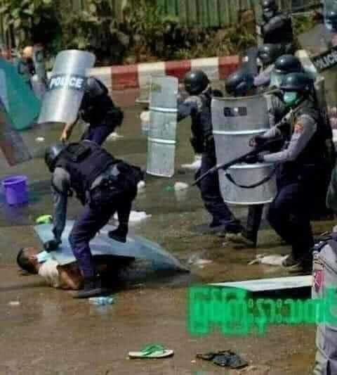 အဲ့ဒါ မြစ်ကြီးနားမှာ