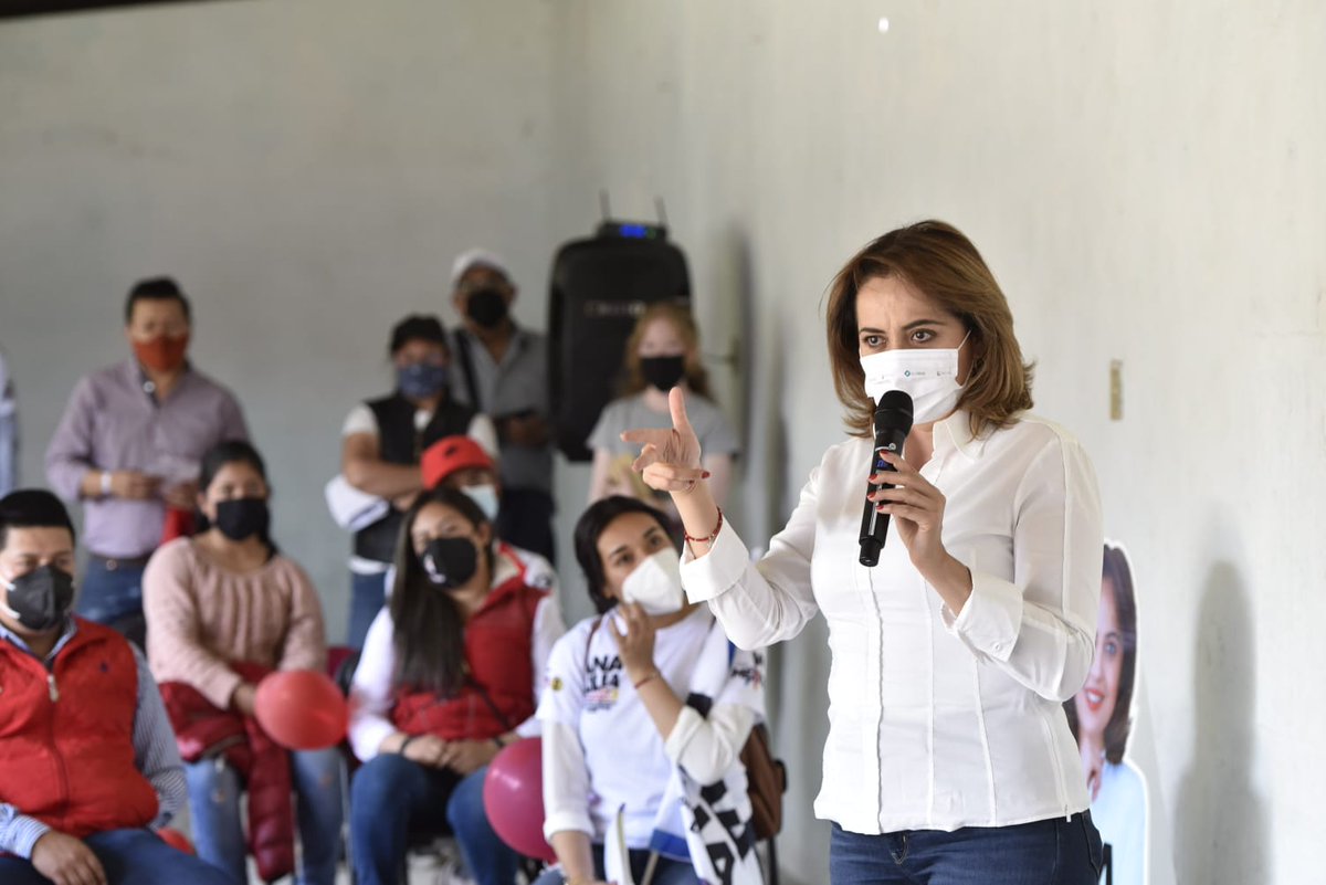 AnaLiliaHerrera's tweet photo. Quiero estar en la Cámara para que se deje de ver a #SanAntonioLaIsla desde un escritorio y defender el derecho a la educación, salud y alimentación de calidad de sus habitantes. 

#AquíNadieSeRinde https://t.co/n3jriJPC4F