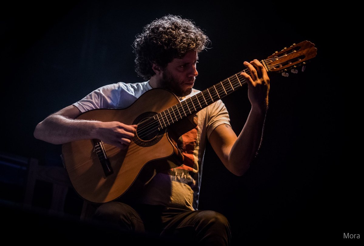 En #Radiocaníbal escuchamos "Horizonte de sucesos" y charlamos con <a href="/RaffVarela/">Rafa Varela</a> en <a href="/NacionalRock937/">Radio Nacional Rock FM 93.7</a>.