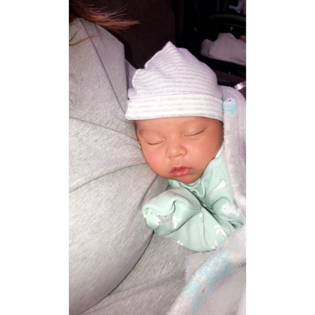 uniquee_genesis's tweet photo. My sweet baby boy, you are more than we ever expected and better than we ever imagined mommy, daddy &amp; big brother love you so much♥️🥺🥰 #1weekoldtoday👣 #babyNoel🤱🏻 #1steaster🐣 https://t.co/j7GF9aHeRw